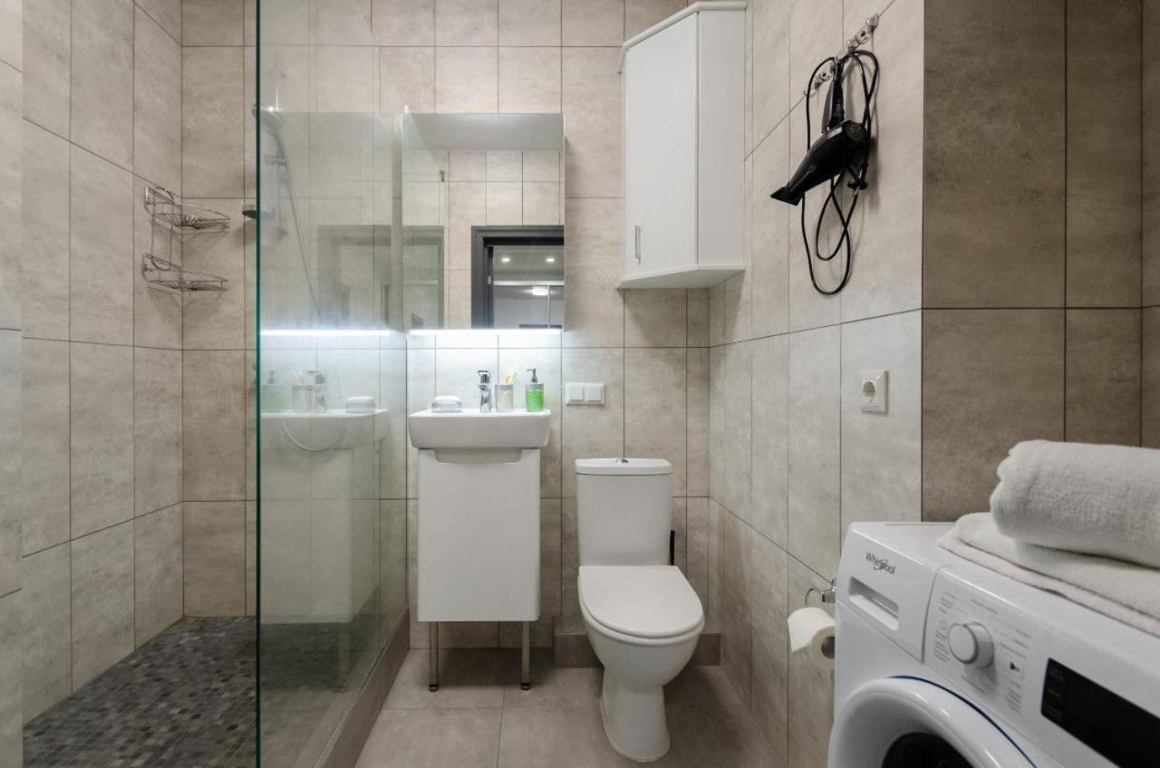 Your Apartment Kharkivska 基輔 外观 照片