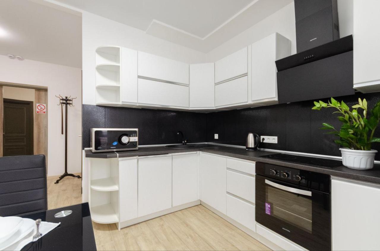 Your Apartment Kharkivska 基輔 外观 照片
